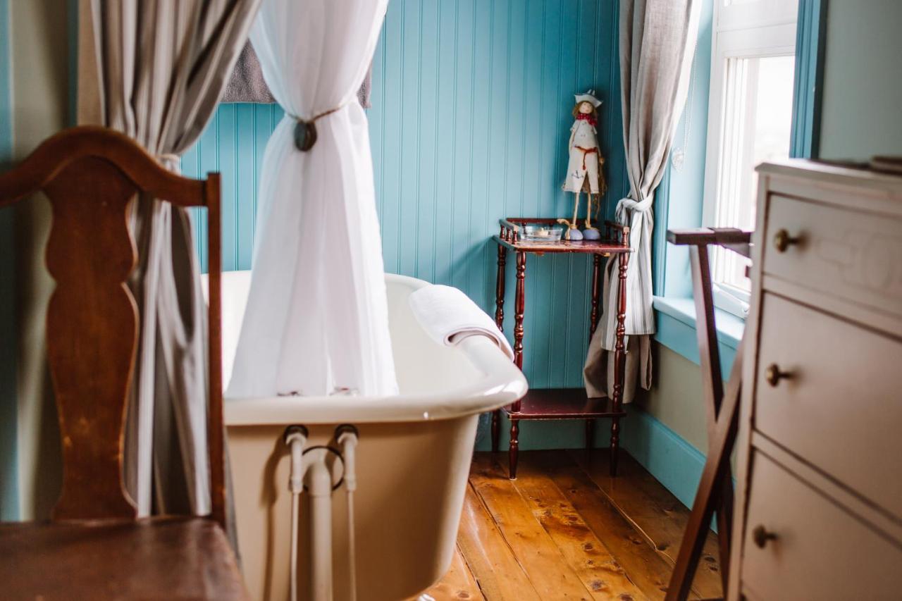 Auberge D'Anjou-Cocooning Cafe Petit Rocher Екстер'єр фото